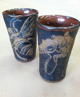 ant and bee scraffito cups 