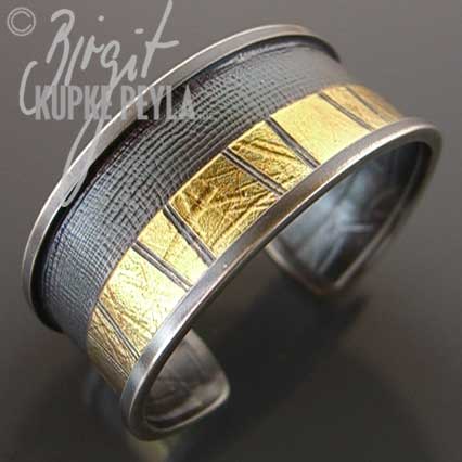 silver and gold bracelet - jewelry made by Birgit Kupke-Peyla