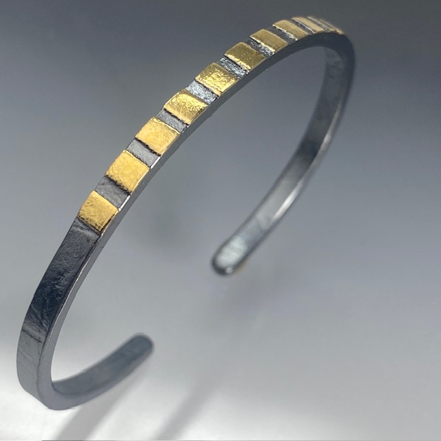 4mm wide